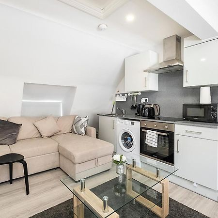 Securematics Superior Studio Apartments Londen Buitenkant foto